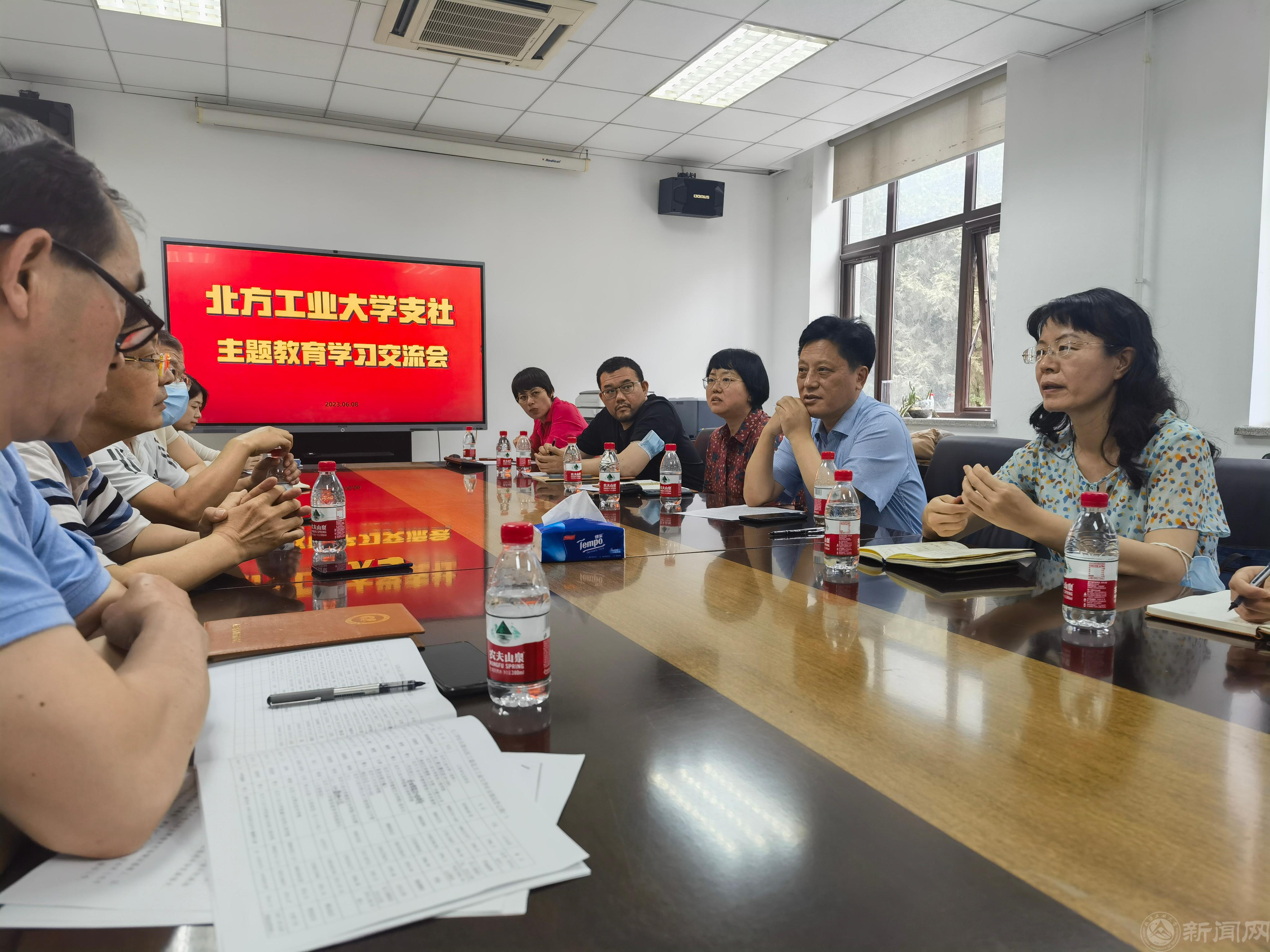 576662410142aa42ca861596fe88b99.jpg 576662410142aa42ca861596fe88b99.jpg